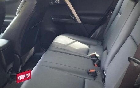 Toyota RAV4, 2019 год, 2 000 000 рублей, 13 фотография