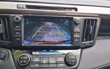 Toyota RAV4, 2019 год, 2 000 000 рублей, 17 фотография