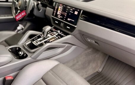 Porsche Cayenne III, 2020 год, 9 000 000 рублей, 12 фотография
