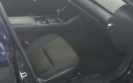 Mazda 3, 2022 год, 1 750 000 рублей, 4 фотография