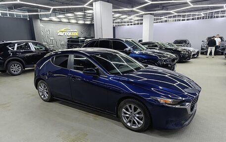 Mazda 3, 2022 год, 1 750 000 рублей, 8 фотография