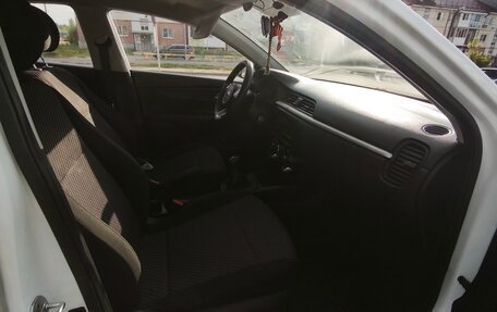 KIA Rio IV, 2018 год, 1 240 000 рублей, 13 фотография