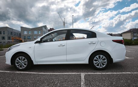 KIA Rio IV, 2018 год, 1 240 000 рублей, 6 фотография