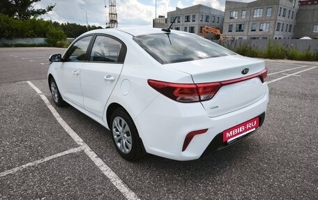 KIA Rio IV, 2018 год, 1 240 000 рублей, 5 фотография