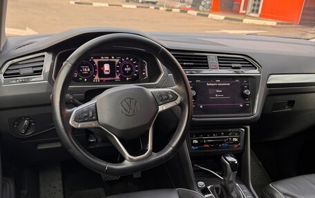 Volkswagen Tiguan II, 2021 год, 3 590 000 рублей, 8 фотография