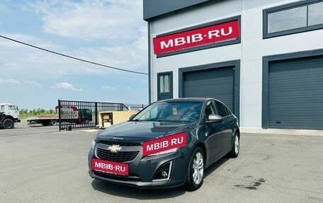 Chevrolet Cruze II, 2013 год, 1 009 000 рублей, 2 фотография
