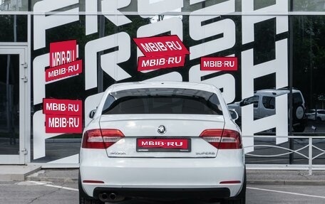 Skoda Superb III рестайлинг, 2014 год, 1 040 000 рублей, 4 фотография