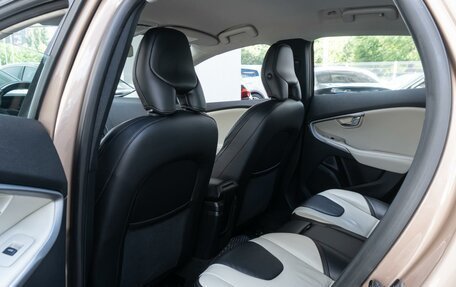 Volvo V40 Cross Country I, 2013 год, 1 335 000 рублей, 11 фотография