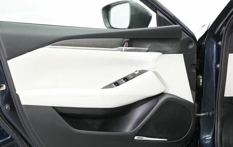Mazda 6, 2020 год, 2 000 000 рублей, 18 фотография
