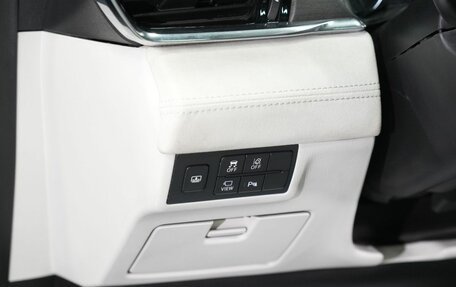 Mazda 6, 2020 год, 2 000 000 рублей, 22 фотография