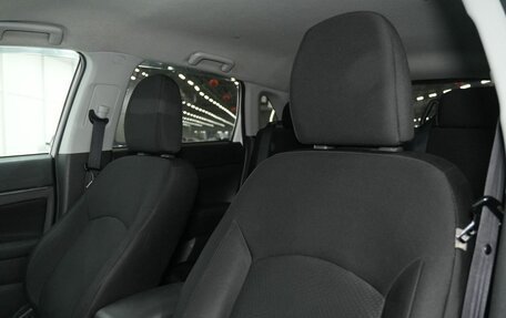 Mitsubishi ASX I рестайлинг, 2013 год, 900 000 рублей, 20 фотография
