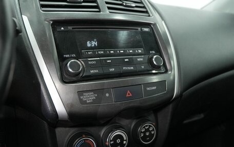 Mitsubishi ASX I рестайлинг, 2013 год, 900 000 рублей, 24 фотография