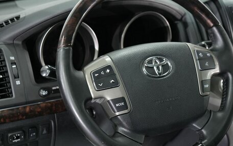Toyota Land Cruiser 200, 2009 год, 2 700 000 рублей, 29 фотография