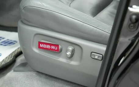 Toyota Land Cruiser 200, 2009 год, 2 700 000 рублей, 28 фотография