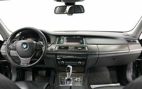 BMW 7 серия, 2013 год, 1 879 000 рублей, 17 фотография