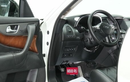 Infiniti FX II, 2011 год, 1 750 000 рублей, 18 фотография