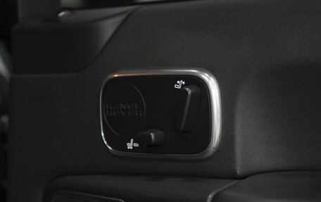 Land Rover Range Rover III, 2010 год, 1 900 000 рублей, 12 фотография