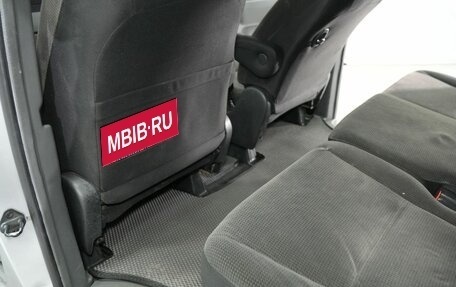Toyota Noah III, 2007 год, 1 000 000 рублей, 8 фотография