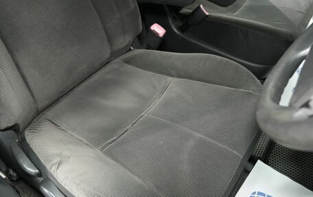 Toyota Noah III, 2007 год, 1 000 000 рублей, 17 фотография