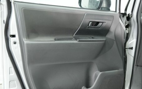 Toyota Noah III, 2007 год, 1 000 000 рублей, 11 фотография