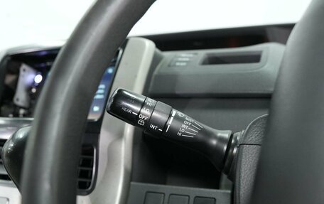 Toyota Noah III, 2007 год, 1 000 000 рублей, 20 фотография