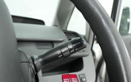 Toyota Noah III, 2007 год, 1 000 000 рублей, 21 фотография