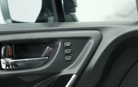 Subaru Forester, 2018 год, 2 610 000 рублей, 19 фотография