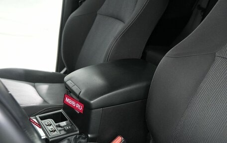 Toyota Land Cruiser Prado 150 рестайлинг 2, 2018 год, 4 700 000 рублей, 24 фотография