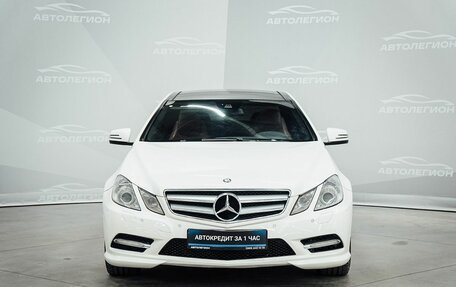 Mercedes-Benz E-Класс, 2012 год, 1 500 000 рублей, 4 фотография