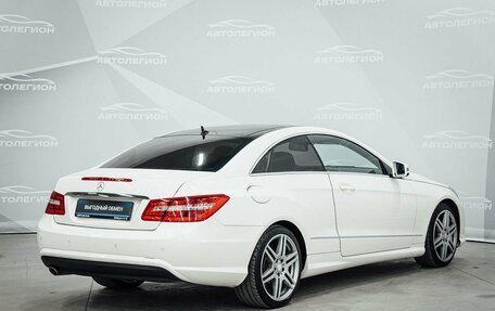Mercedes-Benz E-Класс, 2012 год, 1 500 000 рублей, 6 фотография