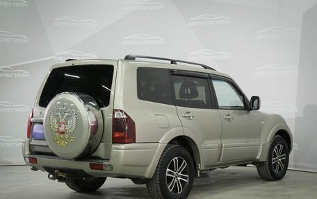 Mitsubishi Pajero III рестайлинг, 2004 год, 965 000 рублей, 5 фотография