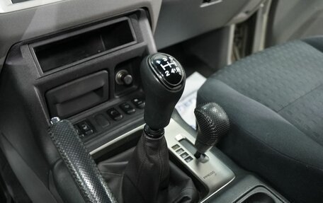 Mitsubishi Pajero III рестайлинг, 2004 год, 965 000 рублей, 23 фотография