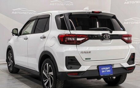 Toyota Raize I, 2020 год, 1 930 000 рублей, 23 фотография