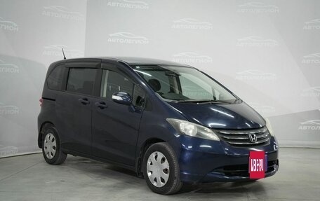 Honda Freed I, 2010 год, 950 000 рублей, 4 фотография