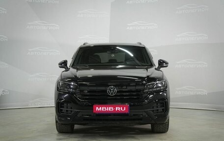 Volkswagen Touareg III, 2022 год, 7 890 000 рублей, 3 фотография