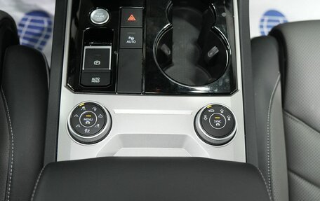 Volkswagen Touareg III, 2022 год, 7 890 000 рублей, 30 фотография