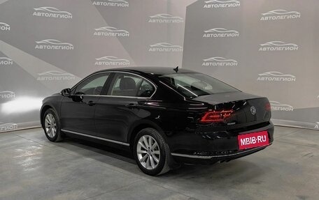 Volkswagen Passat B8 рестайлинг, 2017 год, 1 900 000 рублей, 3 фотография