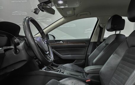 Volkswagen Passat B8 рестайлинг, 2017 год, 1 900 000 рублей, 10 фотография