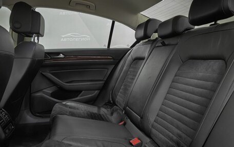 Volkswagen Passat B8 рестайлинг, 2017 год, 1 900 000 рублей, 17 фотография