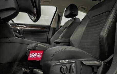 Volkswagen Passat B8 рестайлинг, 2017 год, 1 900 000 рублей, 11 фотография