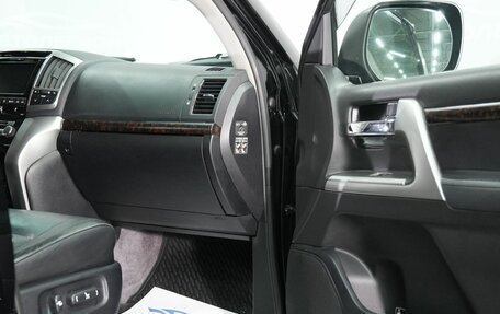 Toyota Land Cruiser 200, 2012 год, 4 100 000 рублей, 18 фотография