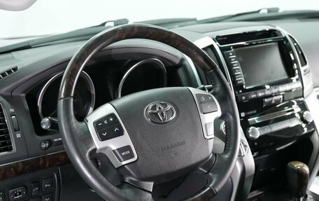 Toyota Land Cruiser 200, 2012 год, 4 100 000 рублей, 25 фотография