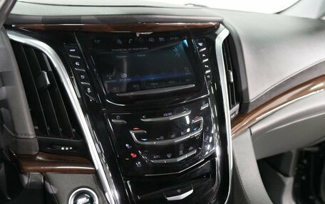 Cadillac Escalade IV, 2019 год, 6 500 000 рублей, 28 фотография