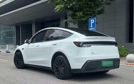 Tesla Model Y I, 2025 год, 6 175 000 рублей, 5 фотография