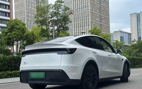 Tesla Model Y I, 2025 год, 6 175 000 рублей, 7 фотография