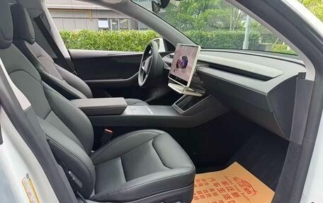 Tesla Model Y I, 2025 год, 6 175 000 рублей, 14 фотография