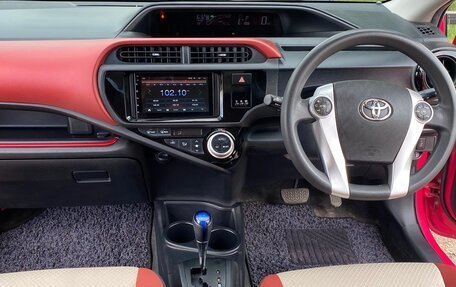 Toyota Aqua I, 2015 год, 905 000 рублей, 9 фотография