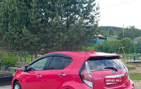 Toyota Aqua I, 2015 год, 905 000 рублей, 4 фотография
