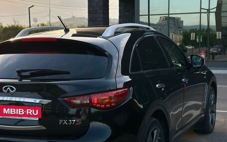 Infiniti FX II, 2011 год, 1 499 999 рублей, 7 фотография