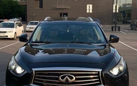 Infiniti FX II, 2011 год, 1 499 999 рублей, 19 фотография